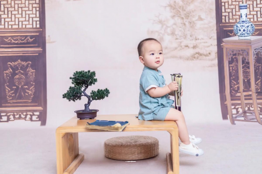 阜新宝宝几个月笑出声